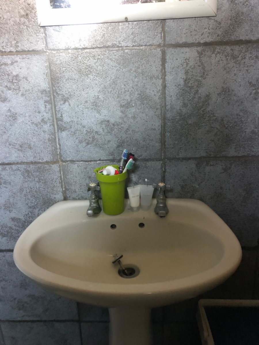 1 Bedroom Property for Sale in Brandwag Free State